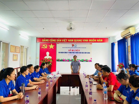 Lễ công bố thành lập Chi đoàn Công ty TNHH Phát Triển Giáo Dục Ánh Sáng