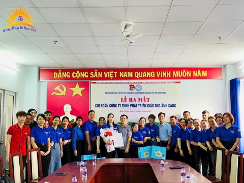 Lễ công bố thành lập Chi đoàn Công ty TNHH Phát Triển Giáo Dục Ánh Sáng