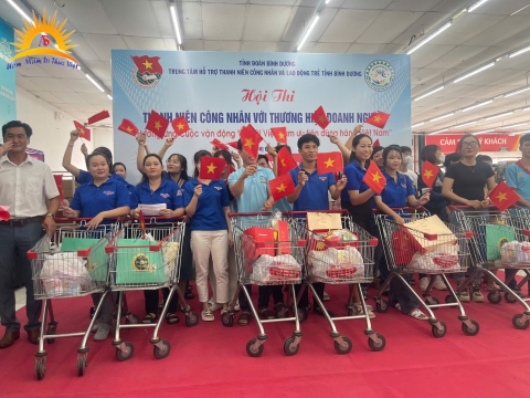 Hưởng ứng cuộc vận động " Người Việt Nam ưu tiên dùng hàng Việt Nam"