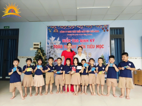 Thi định kỳ tại trường mầm non Viet Kids