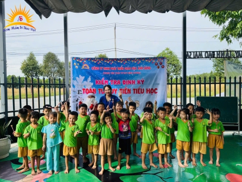 Thi định kỳ tại Mầm Non Fox Baby